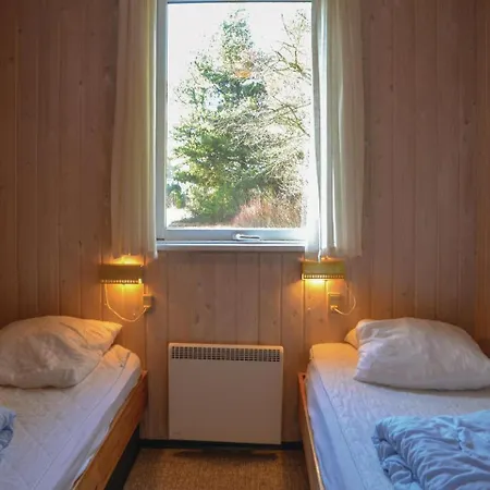 Four-bedroom Holiday In Henne Feriehus *