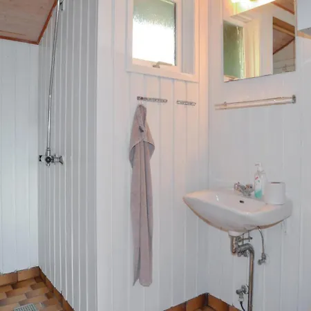 Feriehus Four-bedroom Holiday In Henne Henne Strand